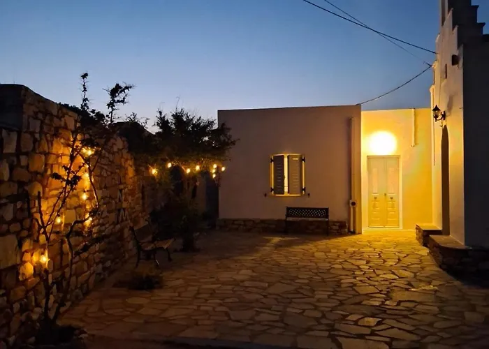 Divine Island Escape * Kini